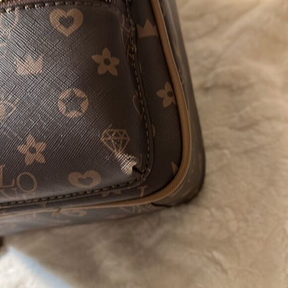 Claire’s Brown Tan LOVE Hearts Jewels Crowns Print Faux Leather Mini Backpack - Picture 11 of 16